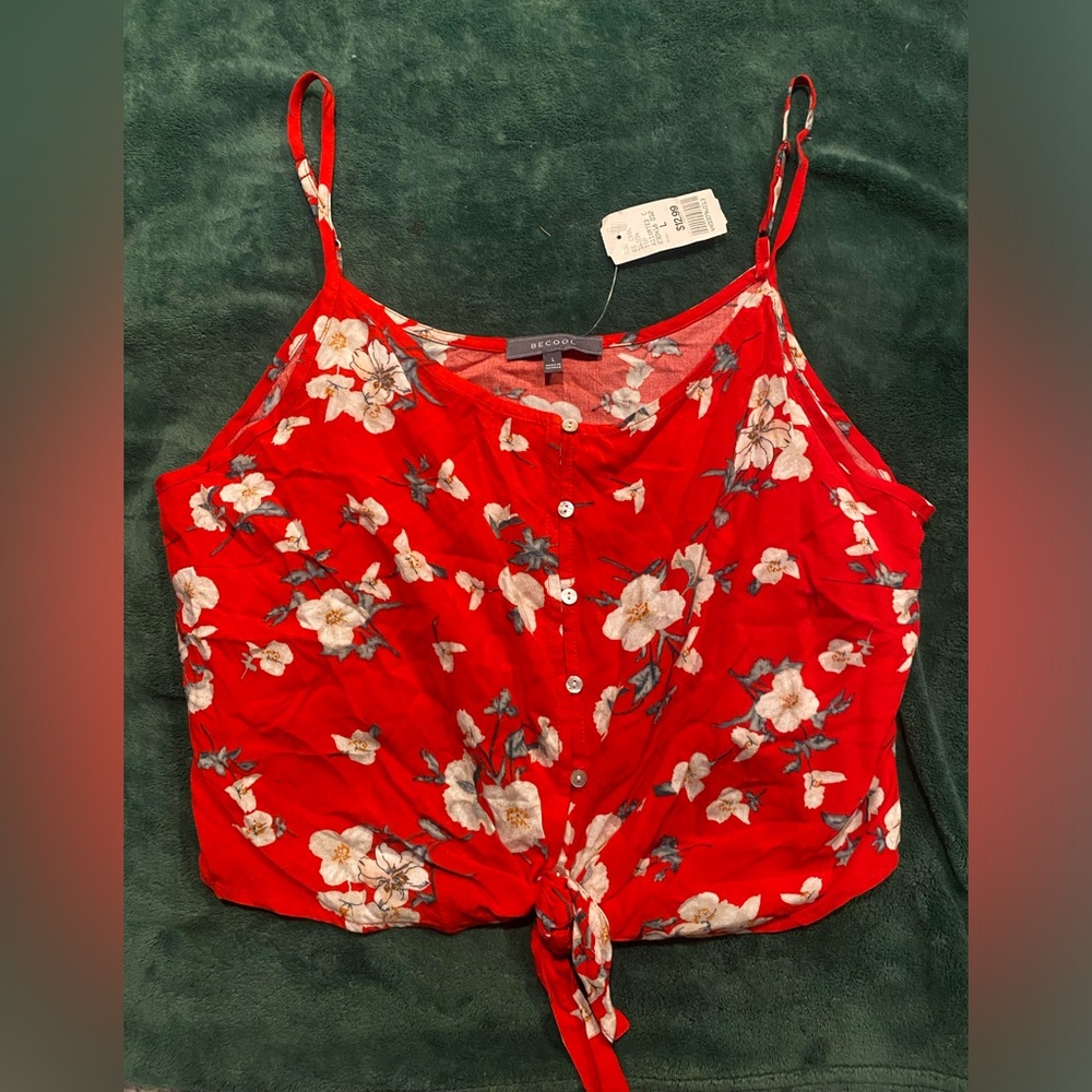 NWT Becool Red Flower Print Tied Crop Top Size L